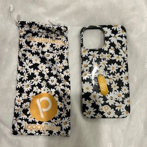 Loopy Case Black and White Daisy Phone Case